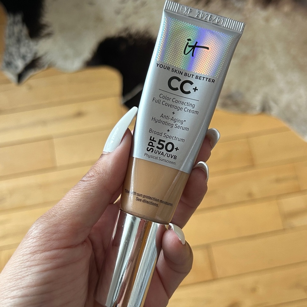IT Cosmetics CC+ Cream - Medium Tan
